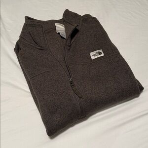 The North Face Dark Dark Olive Mossy Green Half-Zip Fleece Gordon Lyons